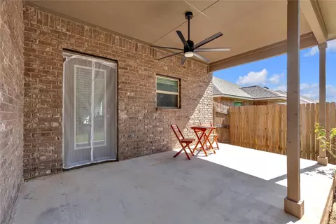 Exterior - 721 Schefer St, Leander, TX 78641 photo 2 of 4