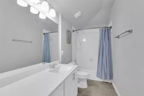 Bath - 721 Schefer St, Leander, TX 78641 photo 5 of 5