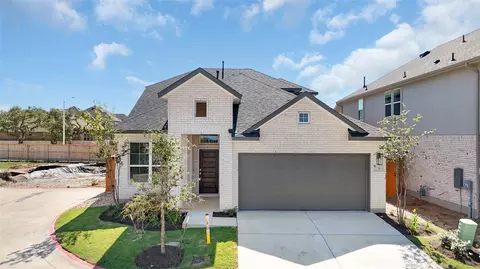 312 W Faulkner St, Liberty Hill, TX 78642