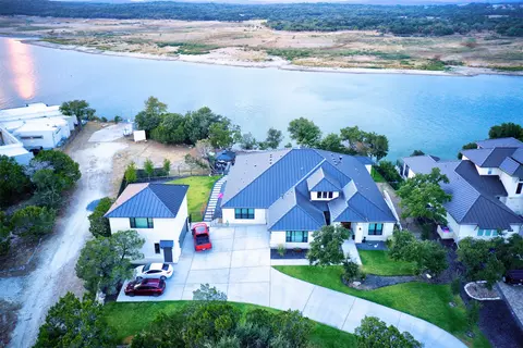 5104 Canyon Oaks Dr, Lago Vista, TX 78645