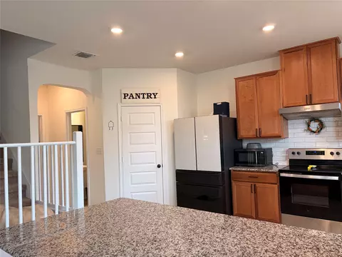 Kitchen - 1007 Brambles Dr, Georgetown, TX 78626 photo 2 of 2