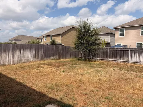 Exterior - 1007 Brambles Dr, Georgetown, TX 78626 photo 3 of 4