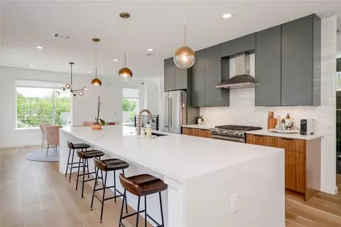 1208 Luna St #1, Austin, TX 78721