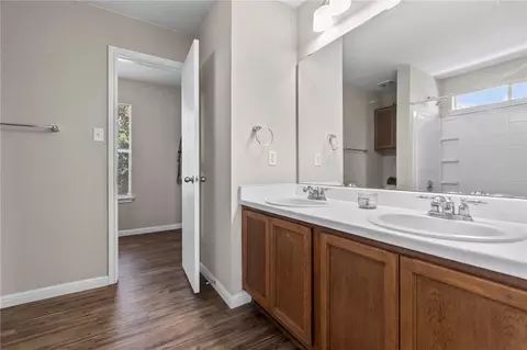 Entry Way - 18425 Crestwind Ln, Elgin, TX 78621 photo 3 of 3