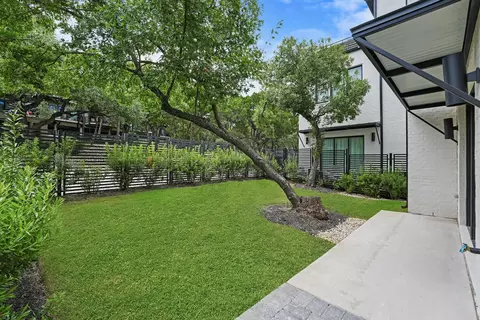 1719 Spyglass Dr #17, Austin, TX 78746