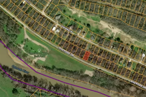 416 Riverside Dr, Bastrop, TX 78602