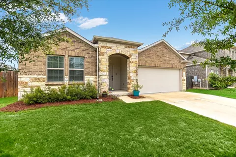 317 Colthorpe Ln, Hutto, TX 78634