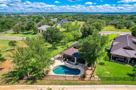 604 Fault Line Dr, Horseshoe Bay, TX 78657