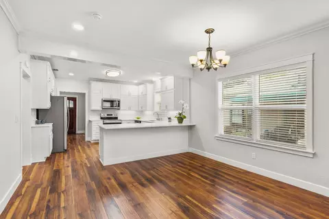 Other - 522 S Walnut Ave, Luling, TX 78648 photo 1 of 3