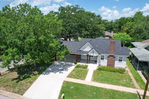 Exterior - 522 S Walnut Ave, Luling, TX 78648 photo 9 of 9