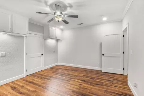 Bedroom - 522 S Walnut Ave, Luling, TX 78648 photo 4 of 4