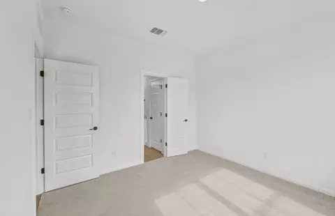 Bedroom - 2913 Zuni Path, Leander, TX 78641 photo 3 of 8