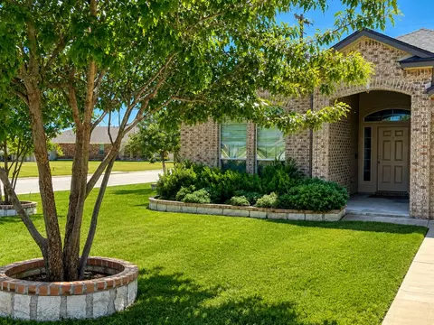 Exterior - 101 Igneous Ln, Jarrell, TX 76537 photo 4 of 4