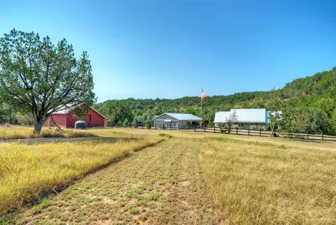 101 Arrowlake Rd, Wimberley, TX 78676