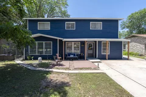 133 Sherwood St, San Marcos, TX 78666