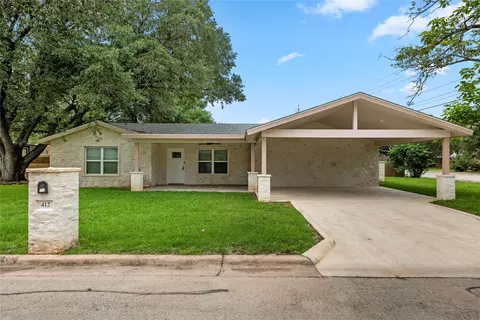 412 Oak St, Bastrop, TX 78602
