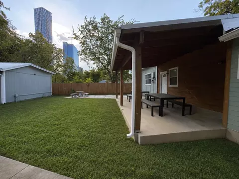 Exterior - 907 E 3rd St, Austin, TX 78702 photo 4 of 7