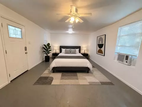 Bedroom - 907 E 3rd St, Austin, TX 78702 photo 5 of 6