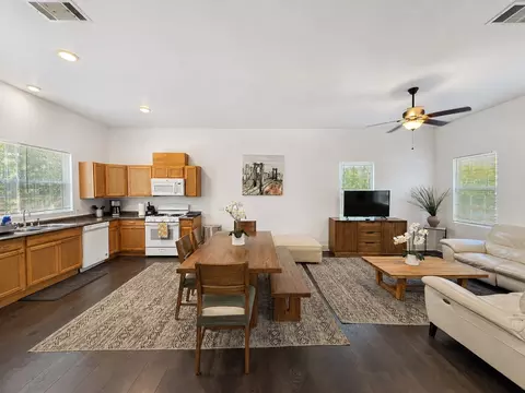 Other - 907 E 3rd St, Austin, TX 78702 photo 1 of 4