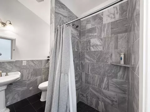 Bath - 907 E 3rd St, Austin, TX 78702 photo 1 of 6