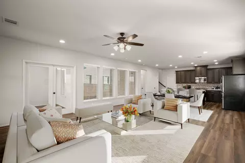 932 Azul Lagoon Dr #18, Leander, TX 78641