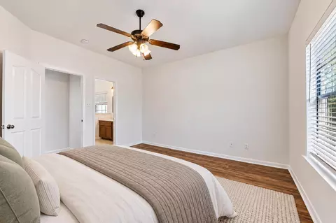 Bedroom - 150 Engineers Pass, Jarrell, TX 76537 photo 7 of 8