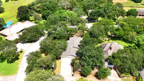 View/Area - 295 Oak Creek Cir, Luling, TX 78648 photo 6 of 7