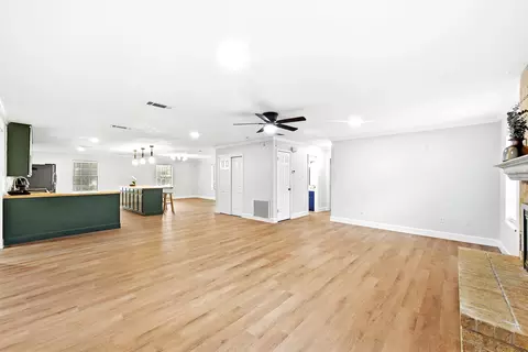 Living - 295 Oak Creek Cir, Luling, TX 78648 photo 1 of 5