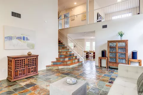 8904 W Hove Loop, Austin, TX 78749