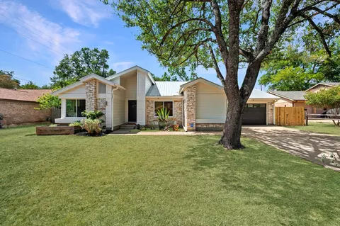 4001 Burr Oak Ln, Austin, TX 78727