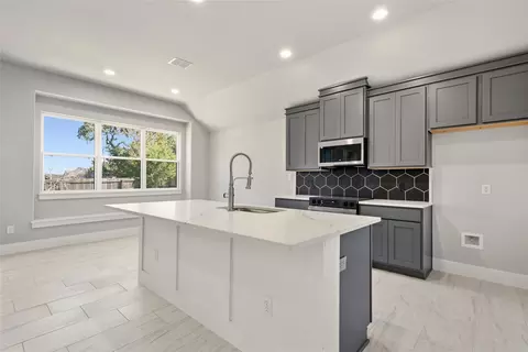 4 Cedar Valley Ct, Wimberley, TX 78676
