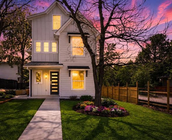 2301 E 10th St, Austin, TX 78702