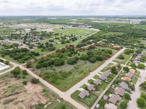2103 Mustang Dr, Brownwood, TX 78601