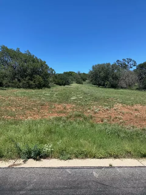 W25058 Apachetears/white, Horseshoe Bay, TX 78657