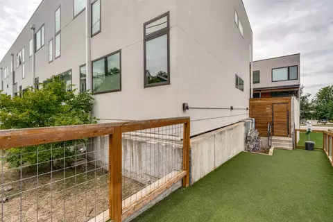 Exterior - 2002 E 7th St #217, Austin, TX 78702 photo 5 of 5