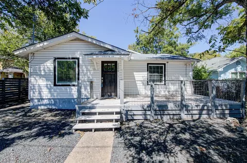 2200 E 14th St #1, Austin, TX 78702