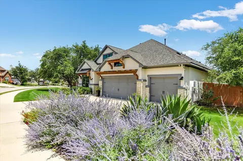 Exterior - 205 Axis Loop, Georgetown, TX 78628 photo 4 of 6