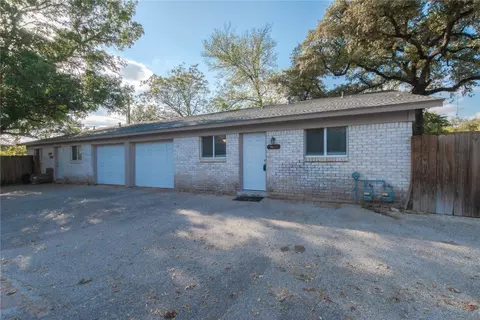 2005 Matthews Ln #2, Austin, TX 78745