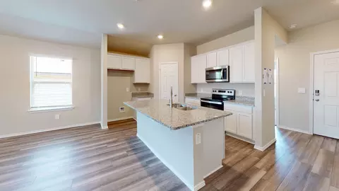 Kitchen - 596 Hector Loop, Georgetown, TX 78626 photo 1 of 2