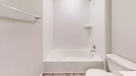 Bath - 596 Hector Loop, Georgetown, TX 78626 photo 2 of 2