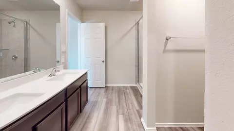 Bath - 596 Hector Loop, Georgetown, TX 78626 photo 1 of 2