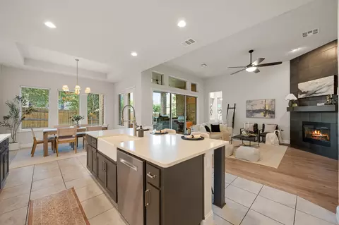 2433 Carretera Dr, Leander, TX 78641
