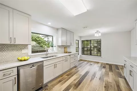 Kitchen - 1405 Gracy Dr, Austin, TX 78758 photo 1 of 2