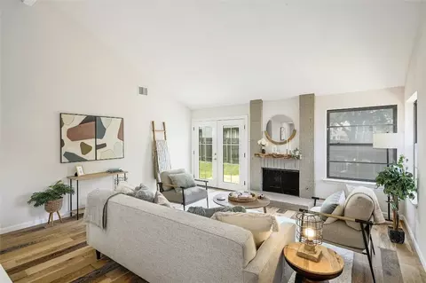 Living - 1405 Gracy Dr, Austin, TX 78758 photo 3 of 4
