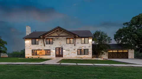 191 N Cedar Creek Dr, Cedar Creek, TX 78612