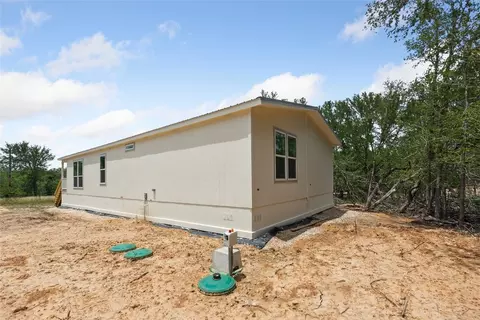 855 Roosevelt Rd, Luling, TX 78648 photo 30