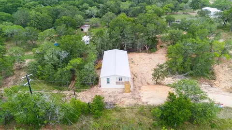 855 Roosevelt Rd, Luling, TX 78648 photo 33