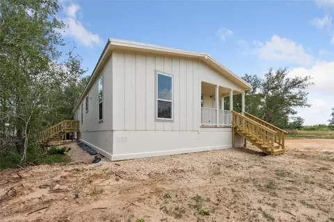 855 Roosevelt Rd, Luling, TX 78648 photo 10