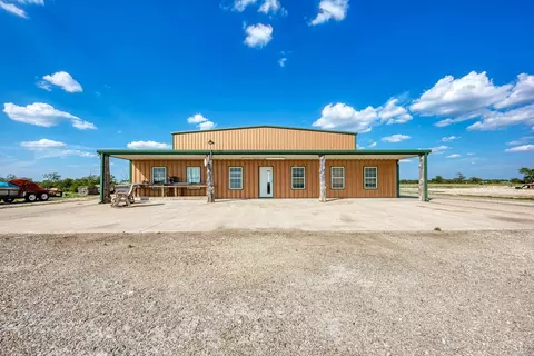 1155 County Road 304, Oglesby, TX 76561