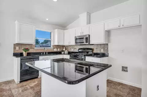 Kitchen - 16601 Jadestone Dr, Leander, TX 78641 photo 3 of 5